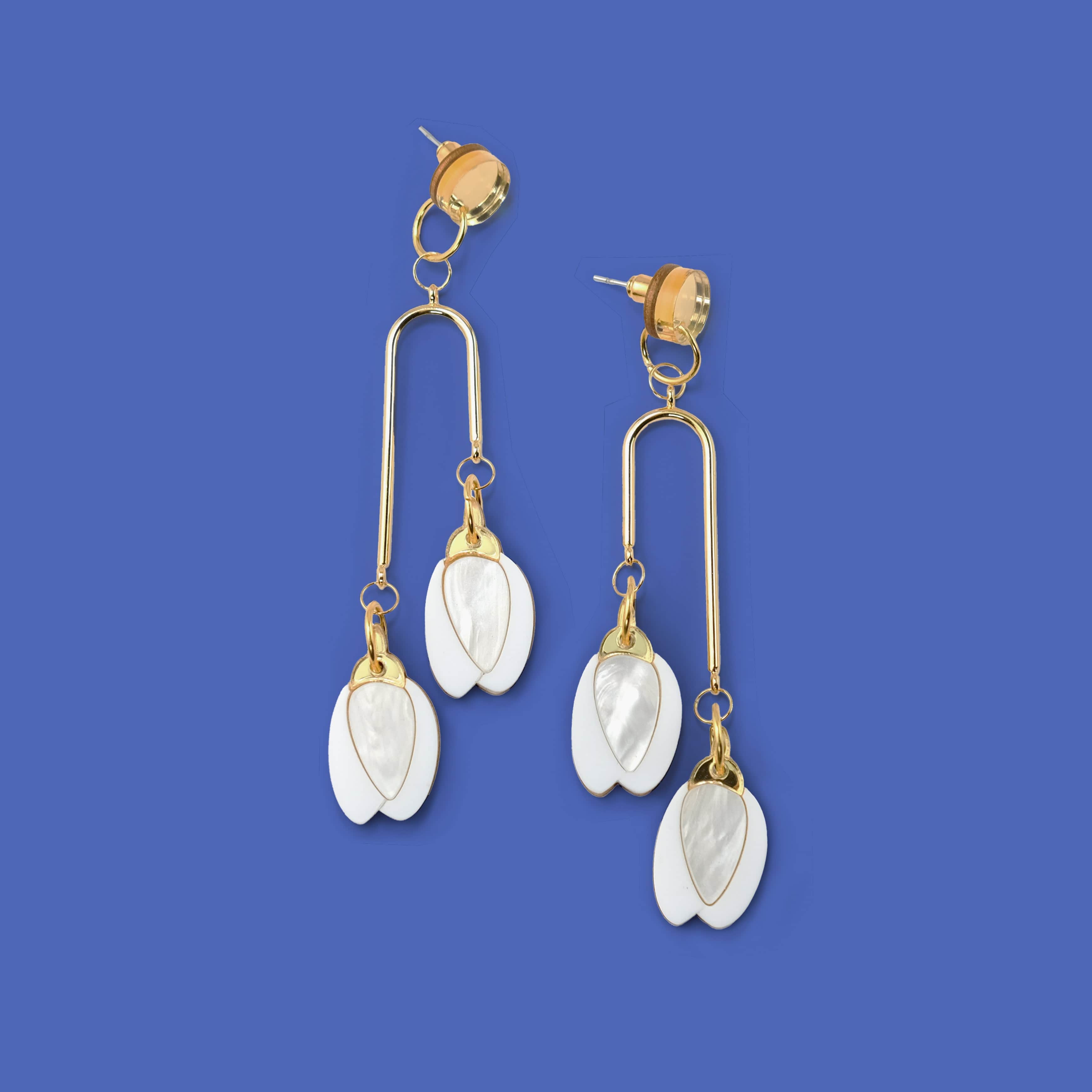 Elegant mobile-style Sampaguita jasmine flower bud dangly earrings 